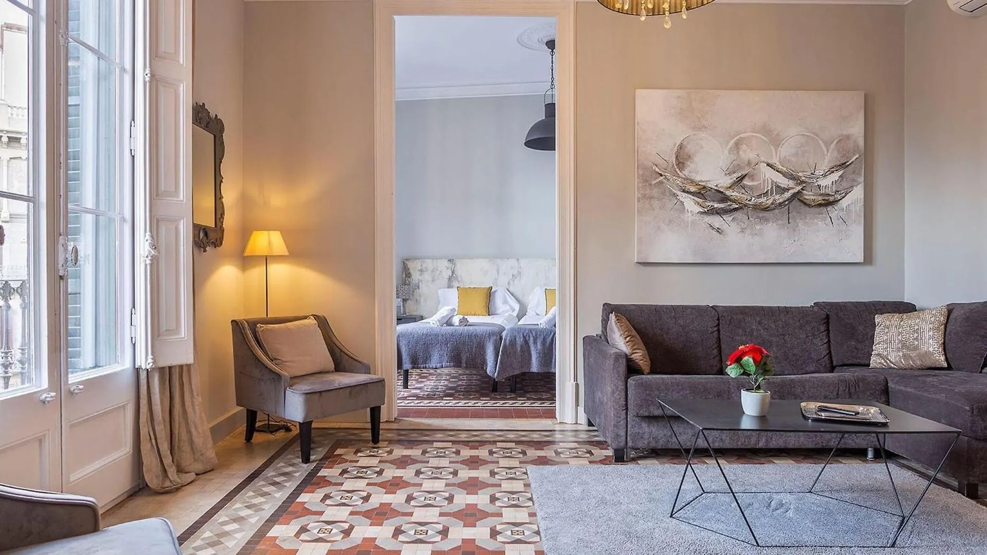 Luxurious Apartment For 9 People Recently Renovated In The Center Of Barcelone