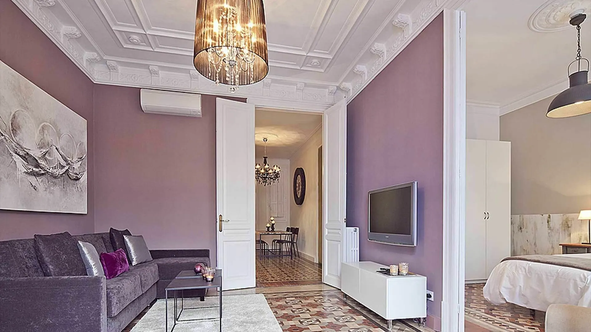 Luxurious Apartment For 9 People Recently Renovated In The Center Of Barcelone Espagne